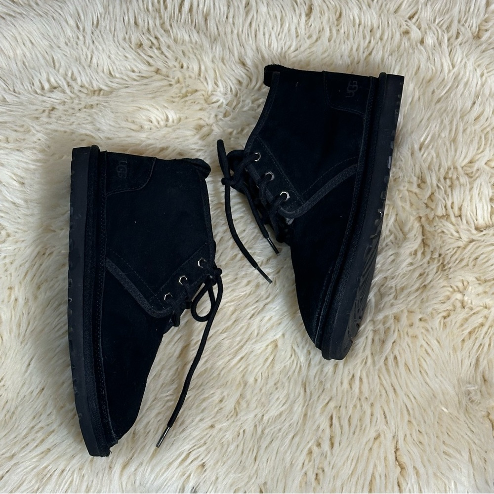 UGG® Neumel for Men |
Lace-Up Casual Shoes - Picture 3 of 10